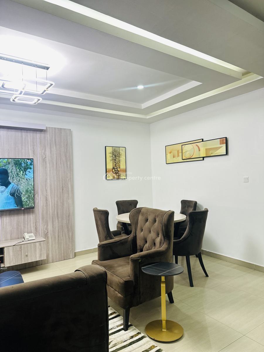 Nicely Furnished 2 Bedroom Apartment, Lekki Phase 1, Lekki, Lagos, Flat / Apartment Short Let