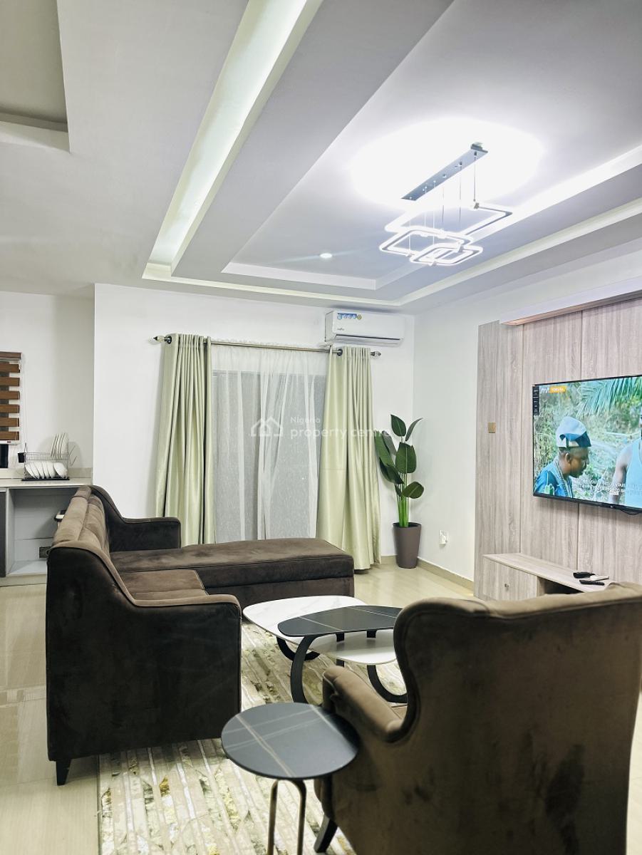 Nicely Furnished 2 Bedroom Apartment, Lekki Phase 1, Lekki, Lagos, Flat / Apartment Short Let