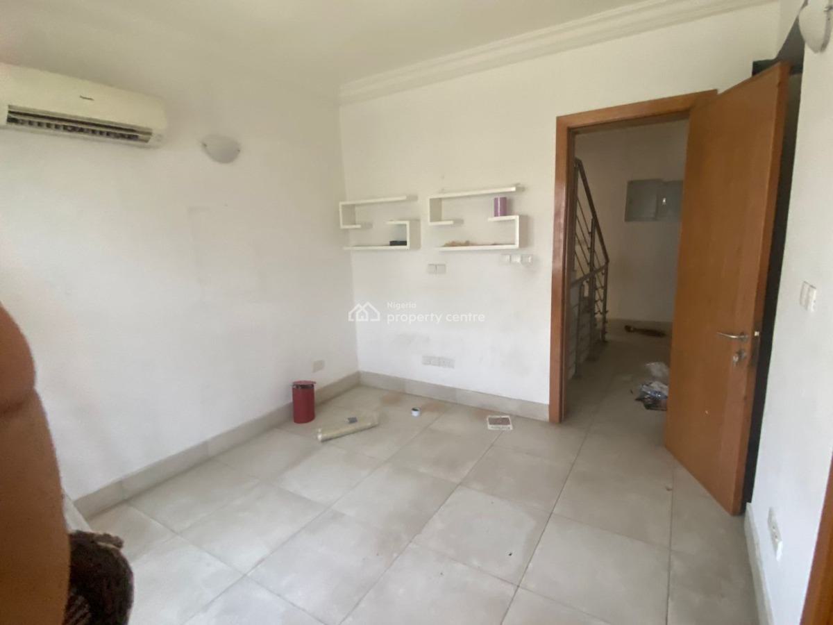 4 Bedroom Terrace House  with a Bq, Off Bisola Durosinmi Etti Drive, Lekki Phase 1, Lekki, Lagos, Terraced Duplex for Rent