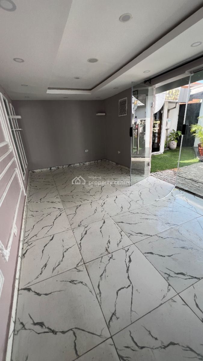 Shop Space Ground Floor, Off Admiralty Way, Lekki Phase 1, Lekki, Lagos, Shop for Rent