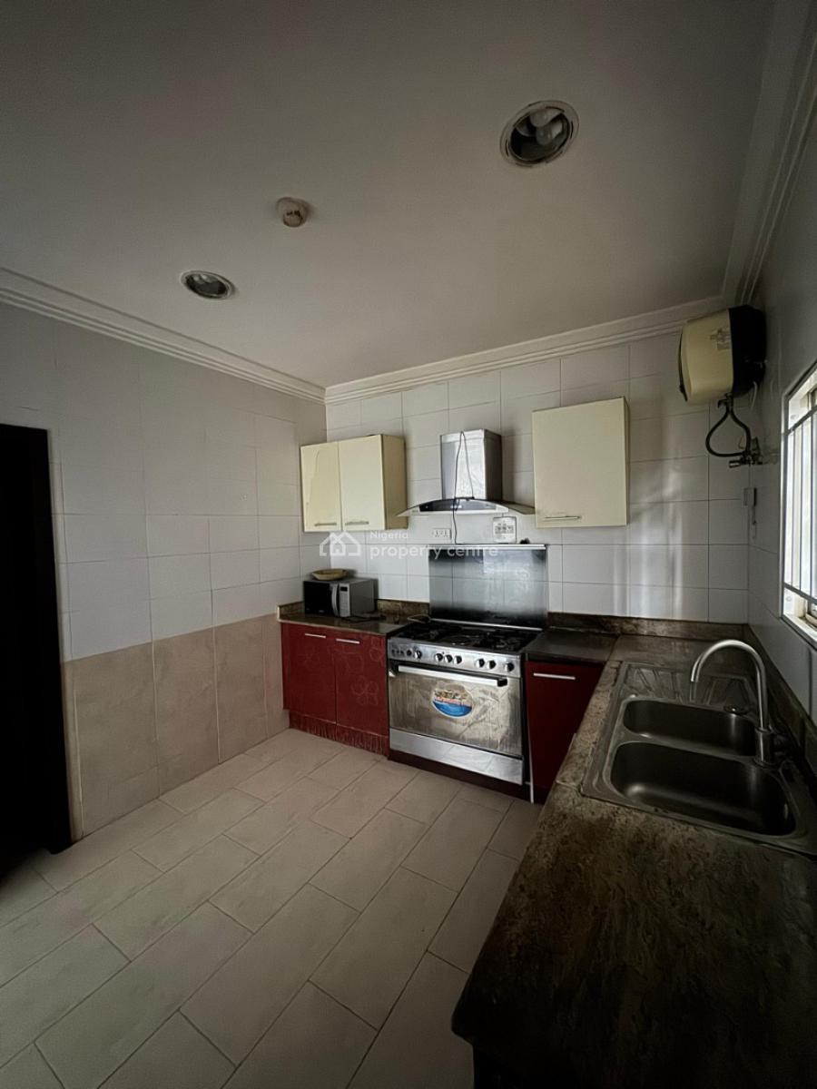 Well Maintained 12 Units of 3 Bedroom Apartment, Victoria Island (vi), Lagos, Flat / Apartment for Rent