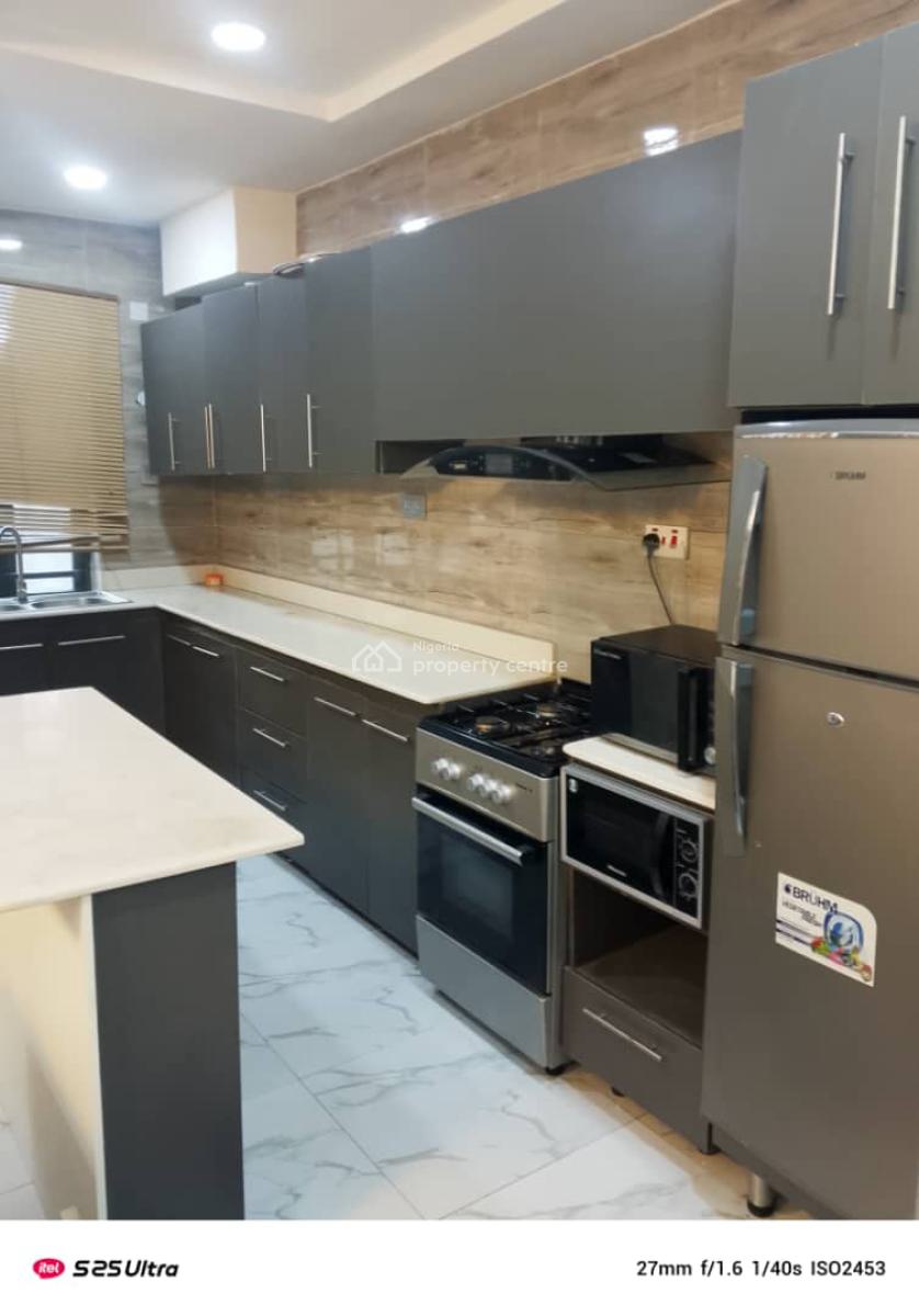 Fully Furnished and Serviced Mini Flat, Ologolo, Lekki, Lagos, Mini Flat (room and Parlour) for Rent