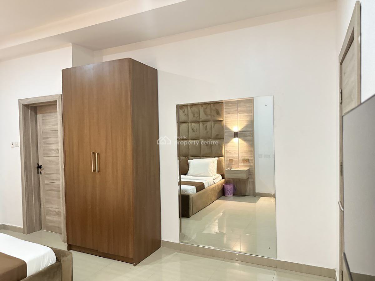 Nicely Furnished 2 Bedroom Apartment, Ikate, Lekki, Lagos, Flat / Apartment Short Let