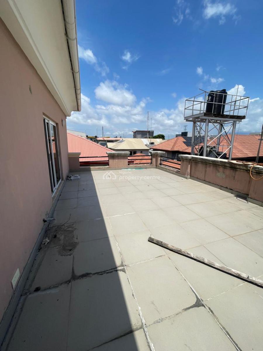 3 Bedroom Penthouse with a Bq, Lekki Phase 1, Lekki, Lagos, Flat / Apartment for Rent
