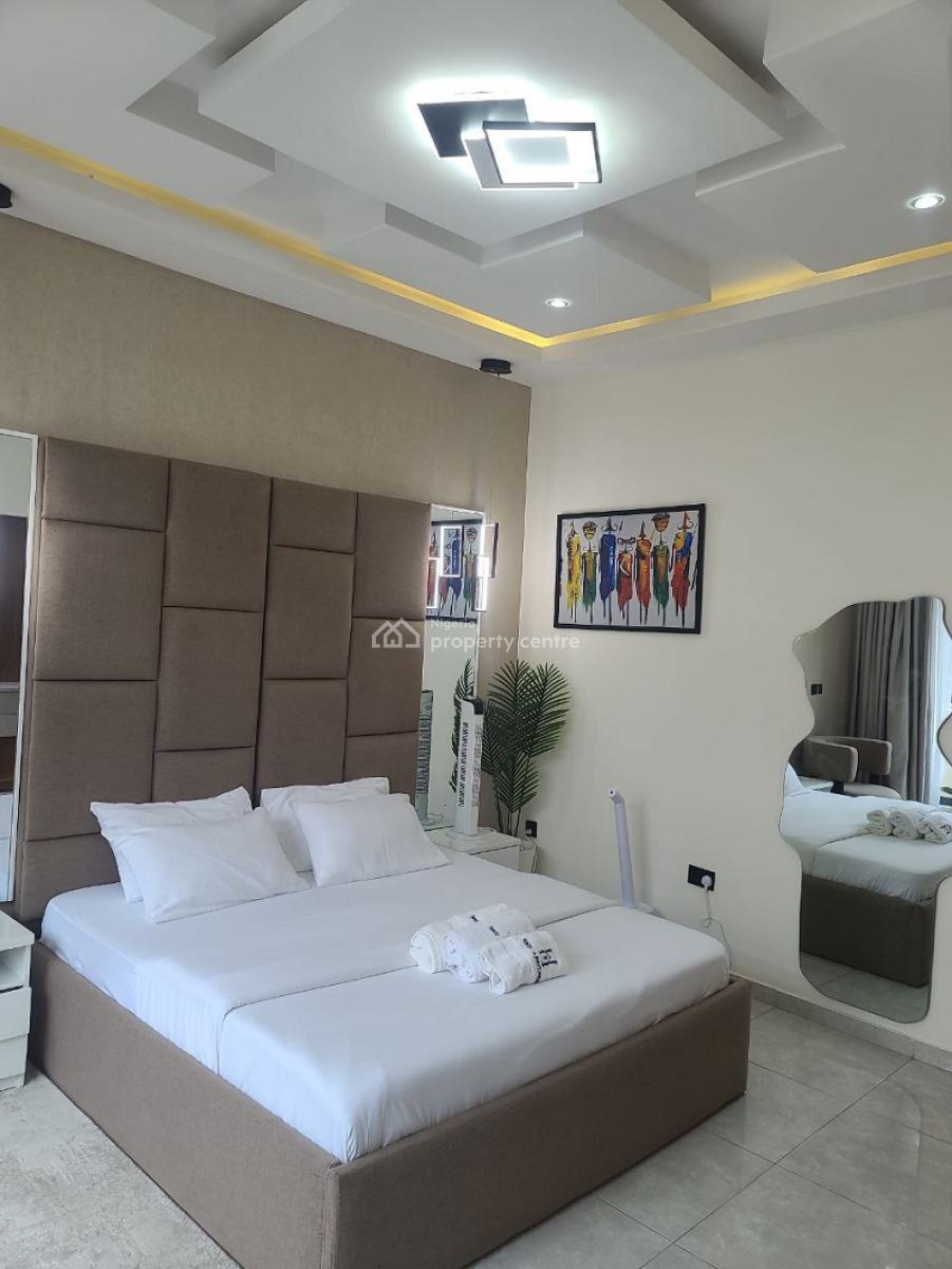 Nicely Furnished 4 Bedroom Apartment, Ikate Elegushi, Lekki, Lagos, Flat / Apartment Short Let