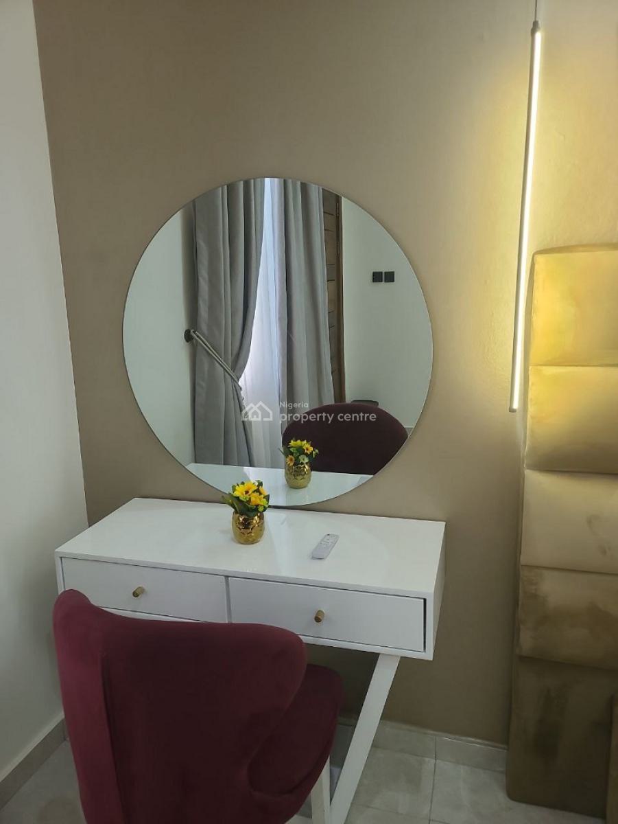 Nicely Furnished 4 Bedroom Apartment, Ikate Elegushi, Lekki, Lagos, Flat / Apartment Short Let