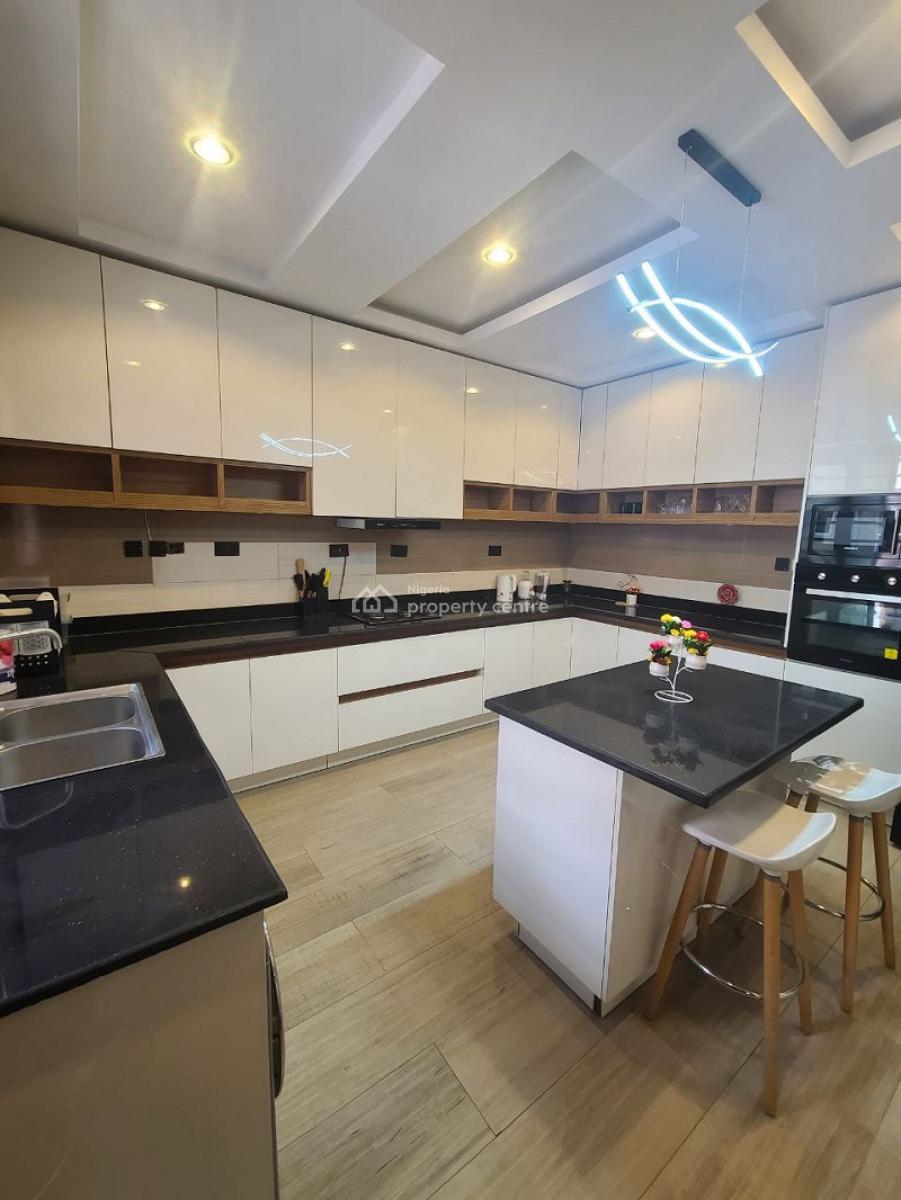 Nicely Furnished 4 Bedroom Apartment, Ikate Elegushi, Lekki, Lagos, Flat / Apartment Short Let