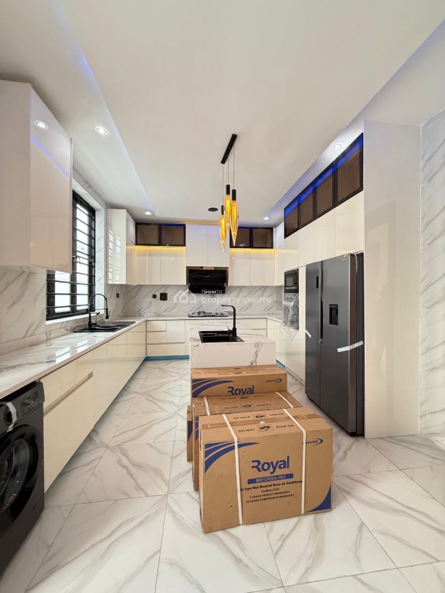 5 Bedroom Detached House with Bq, Chevron, Lekki Phase 1, Lekki, Lagos, Detached Duplex for Sale