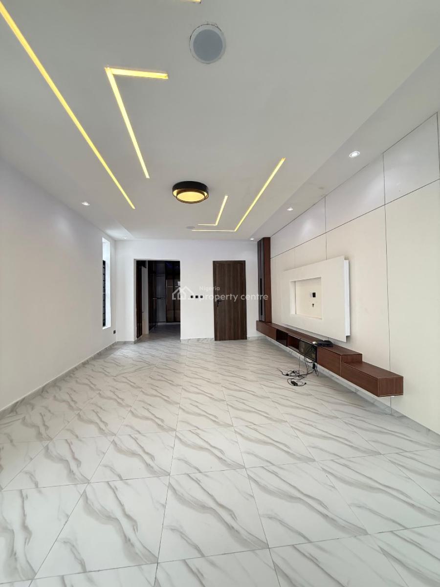 5 Bedroom Detached House with Bq, Chevron, Lekki Phase 1, Lekki, Lagos, Detached Duplex for Sale