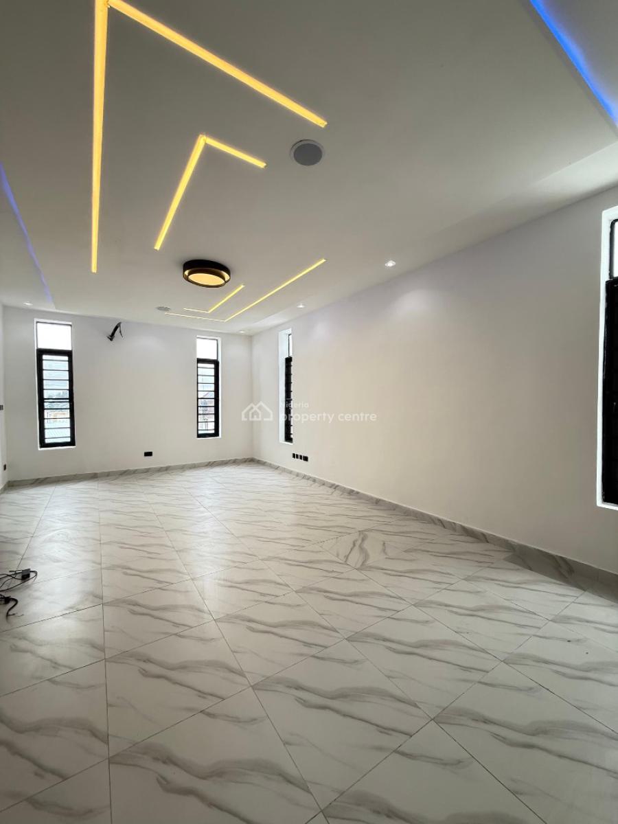5 Bedroom Detached House with Bq, Chevron, Lekki Phase 1, Lekki, Lagos, Detached Duplex for Sale
