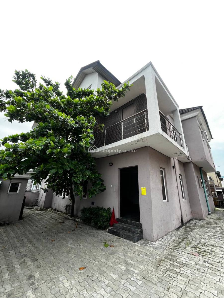 a 4 Bedroom Semi Detached House with a Bq ( Self Serviced), Lekki Phase 1, Lekki, Lagos, Semi-detached Duplex for Rent