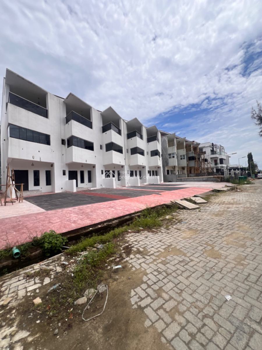 Very Spacious 4 Bedroom Terrace, Ikota, Lekki, Lagos, Terraced Duplex for Rent