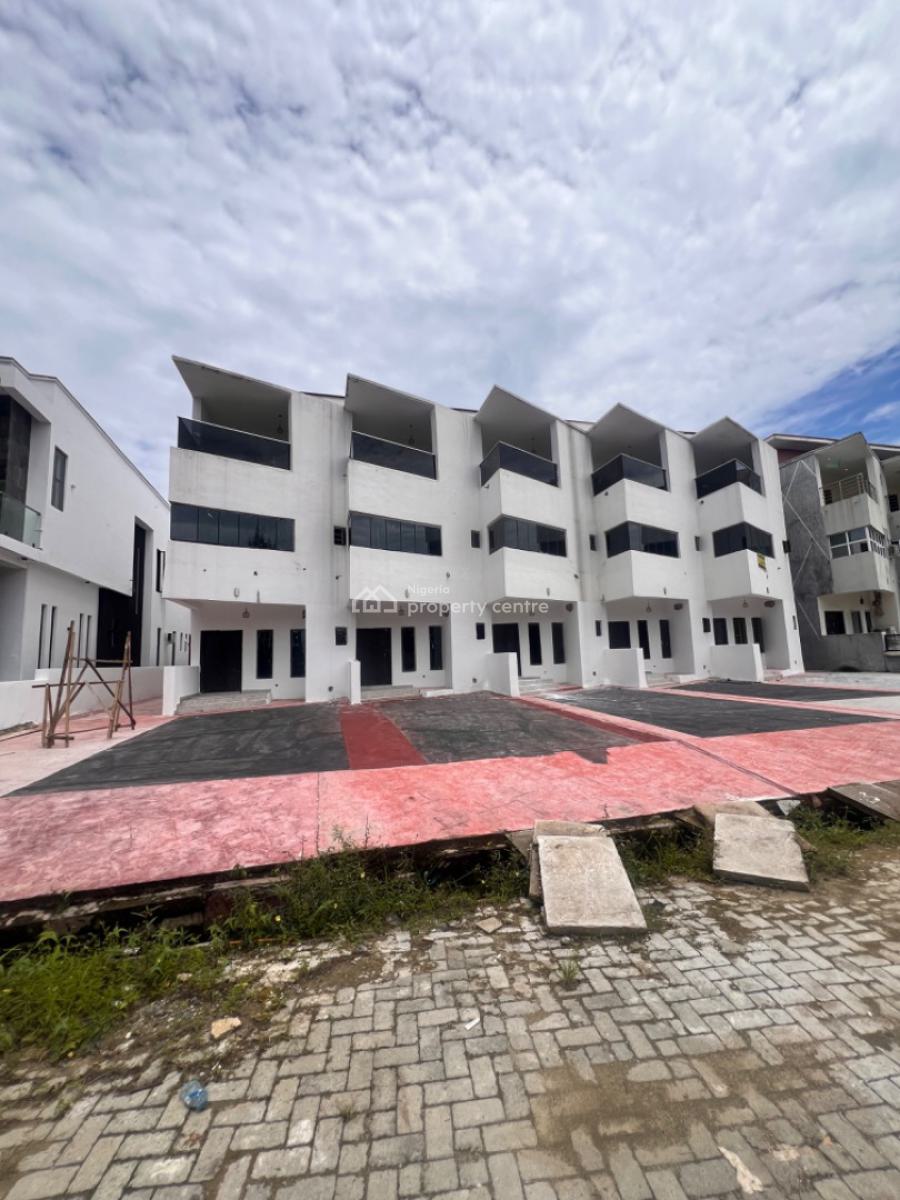 Very Spacious 4 Bedroom Terrace, Ikota, Lekki, Lagos, Terraced Duplex for Rent