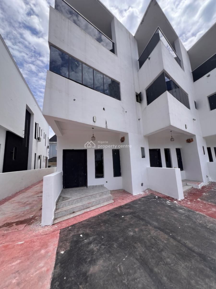 Very Spacious 4 Bedroom Terrace, Ikota, Lekki, Lagos, Terraced Duplex for Rent