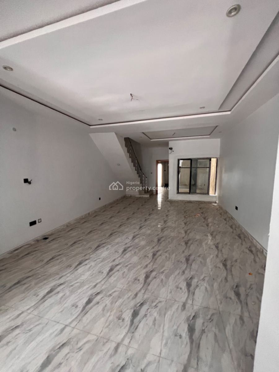 Very Spacious 4 Bedroom Terrace, Ikota, Lekki, Lagos, Terraced Duplex for Rent