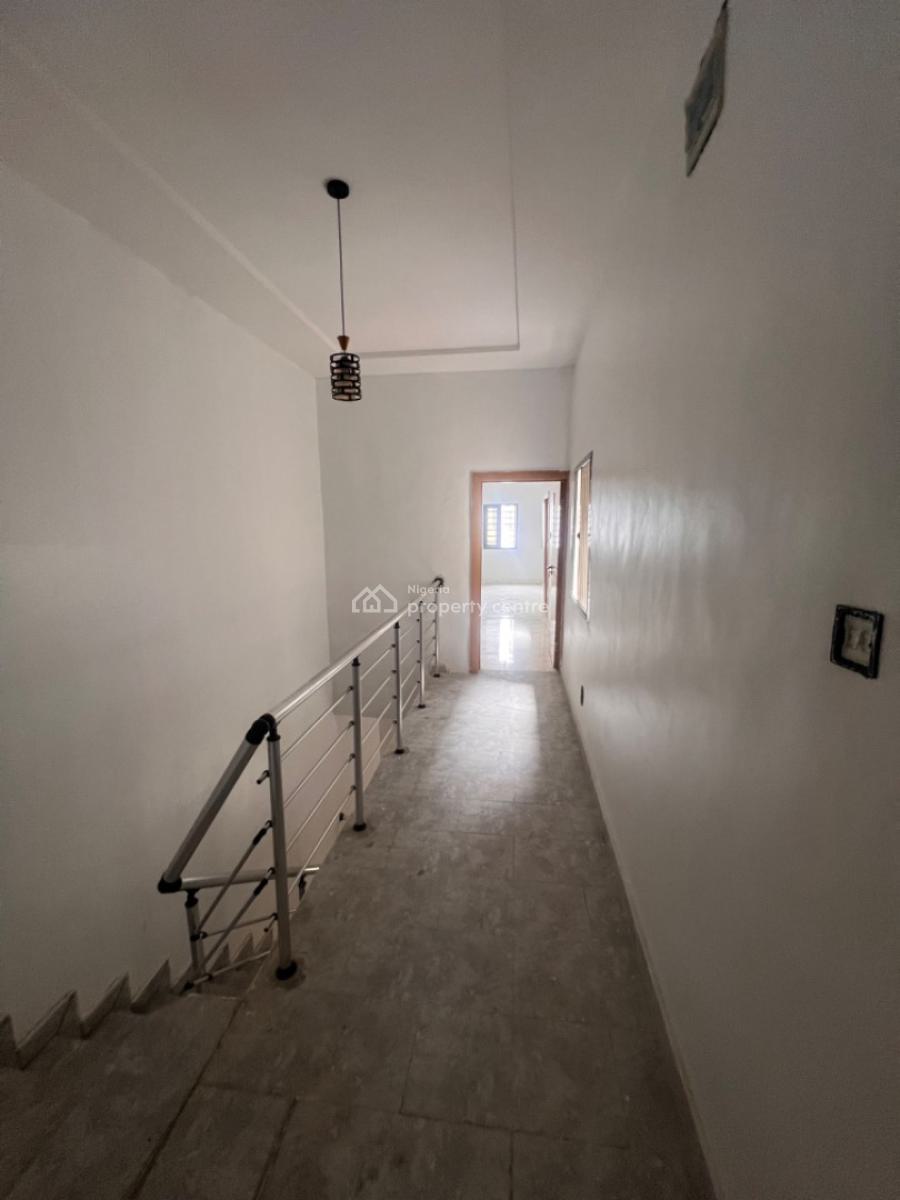 Very Spacious 4 Bedroom Terrace, Ikota, Lekki, Lagos, Terraced Duplex for Rent
