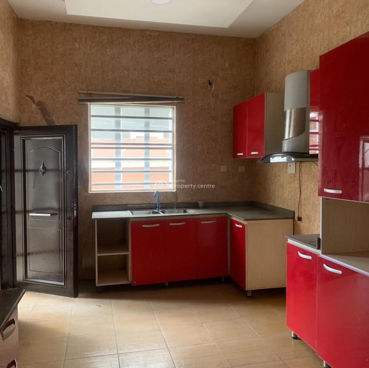 Self-serviced 4 Bedroom Flat with Bq, Ikota, Lekki, Lagos, Flat / Apartment for Rent