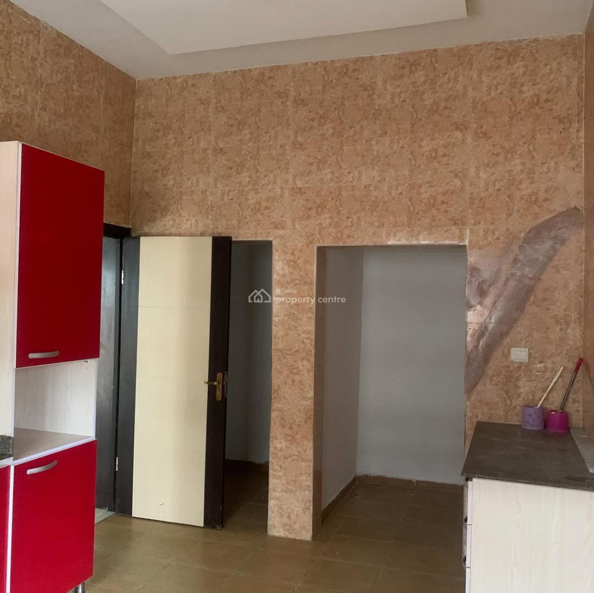 Self-serviced 4 Bedroom Flat with Bq, Ikota, Lekki, Lagos, Flat / Apartment for Rent