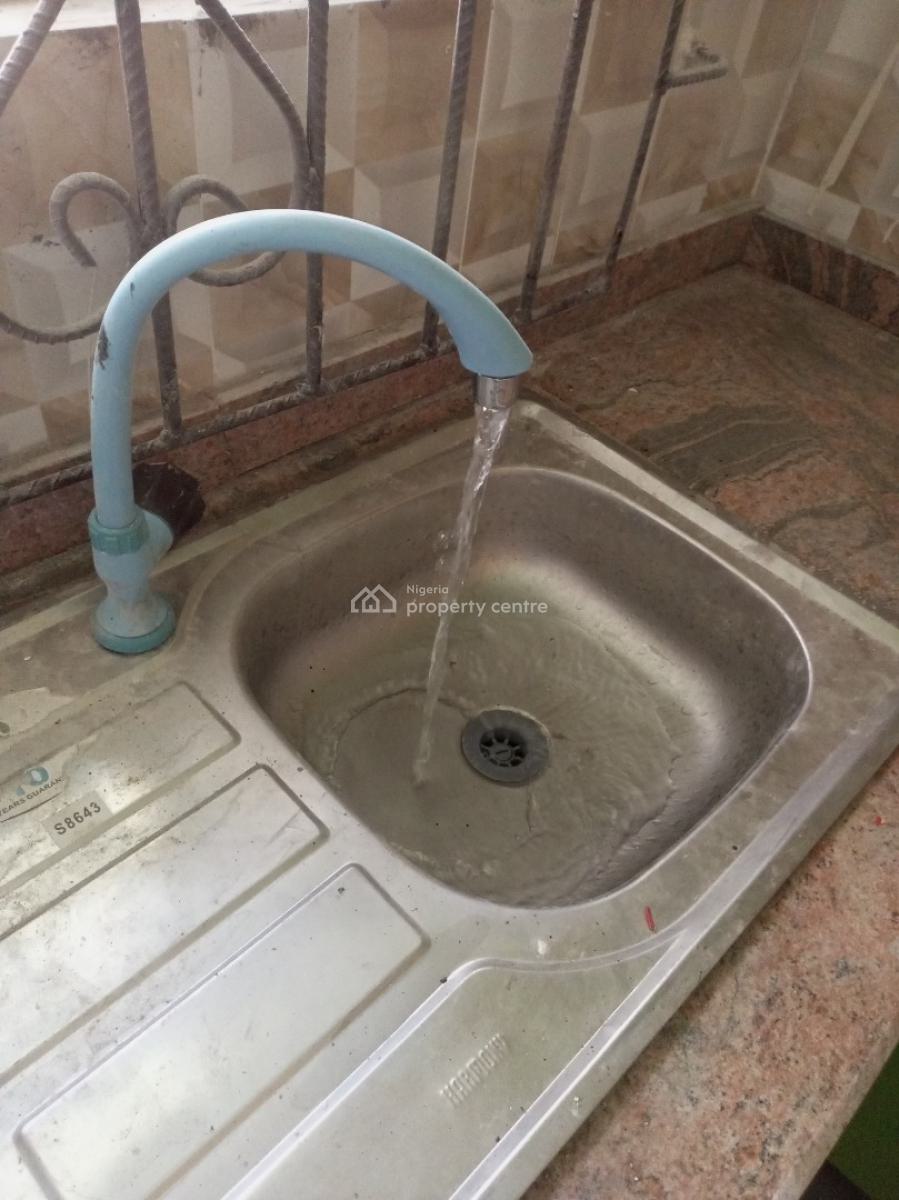 Luxury 2 Bedroom Apartment, Off New Road, Igbo Efon, Lekki, Lagos, Flat / Apartment for Rent