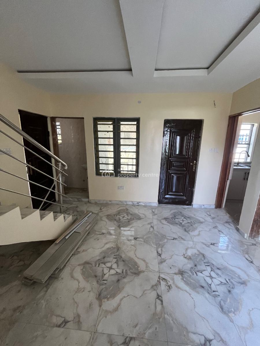 Luxury Brand New 2 Bedroom Duplex Mansionetts, Mobil Road, Ilaje, Ajah, Lagos, Flat / Apartment for Rent