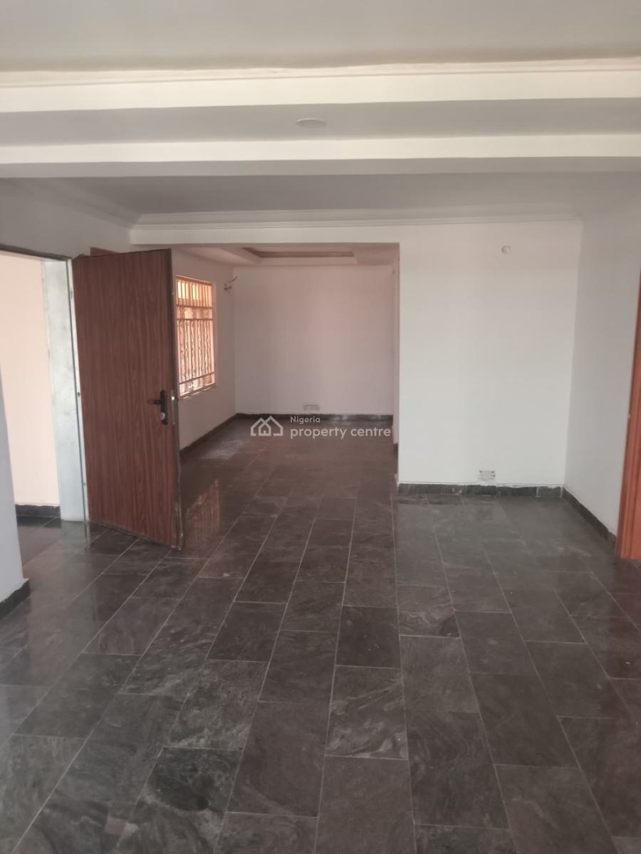 Beautiful 3 Bedrooms Spacious and Serviced Apartment, Serene Vicinity, Zone 6, Wuse, Abuja, Flat / Apartment for Rent