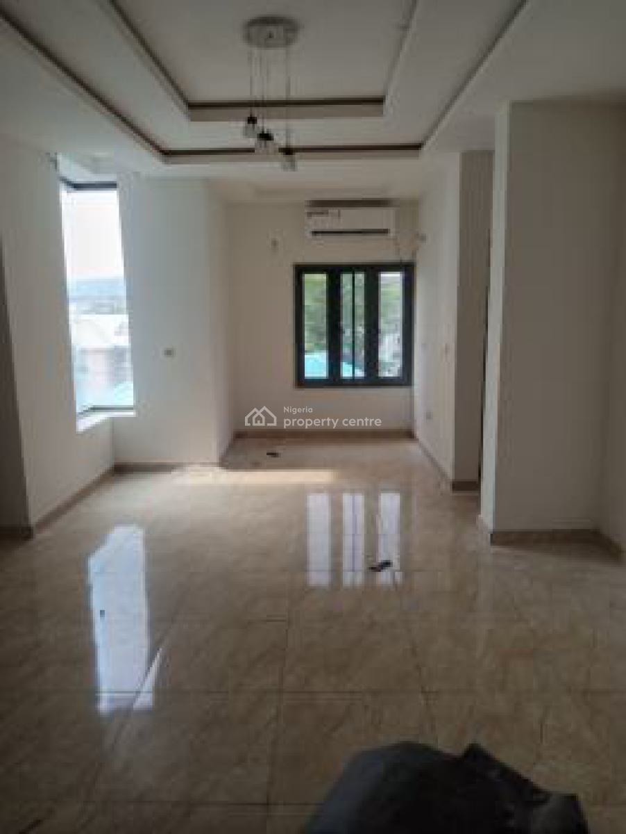Tastefully Finished 3 Bedrooms Serviced and Spacious Apartment, Utako, Abuja, Flat / Apartment for Rent