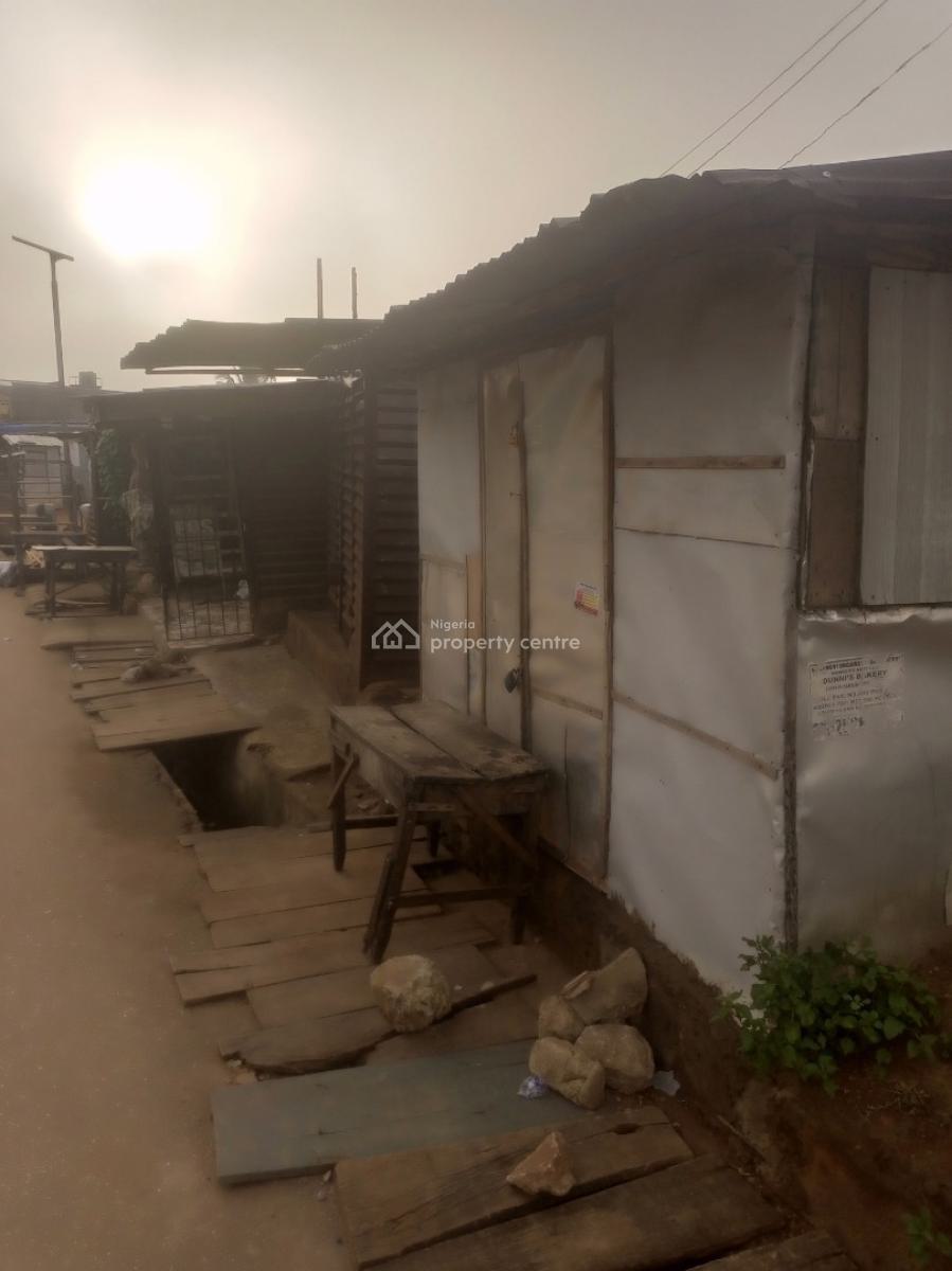 680sqm Corner Piece Full Plot, Benson Bus Stop, Ikorodu, Lagos, Mixed-use Land for Sale