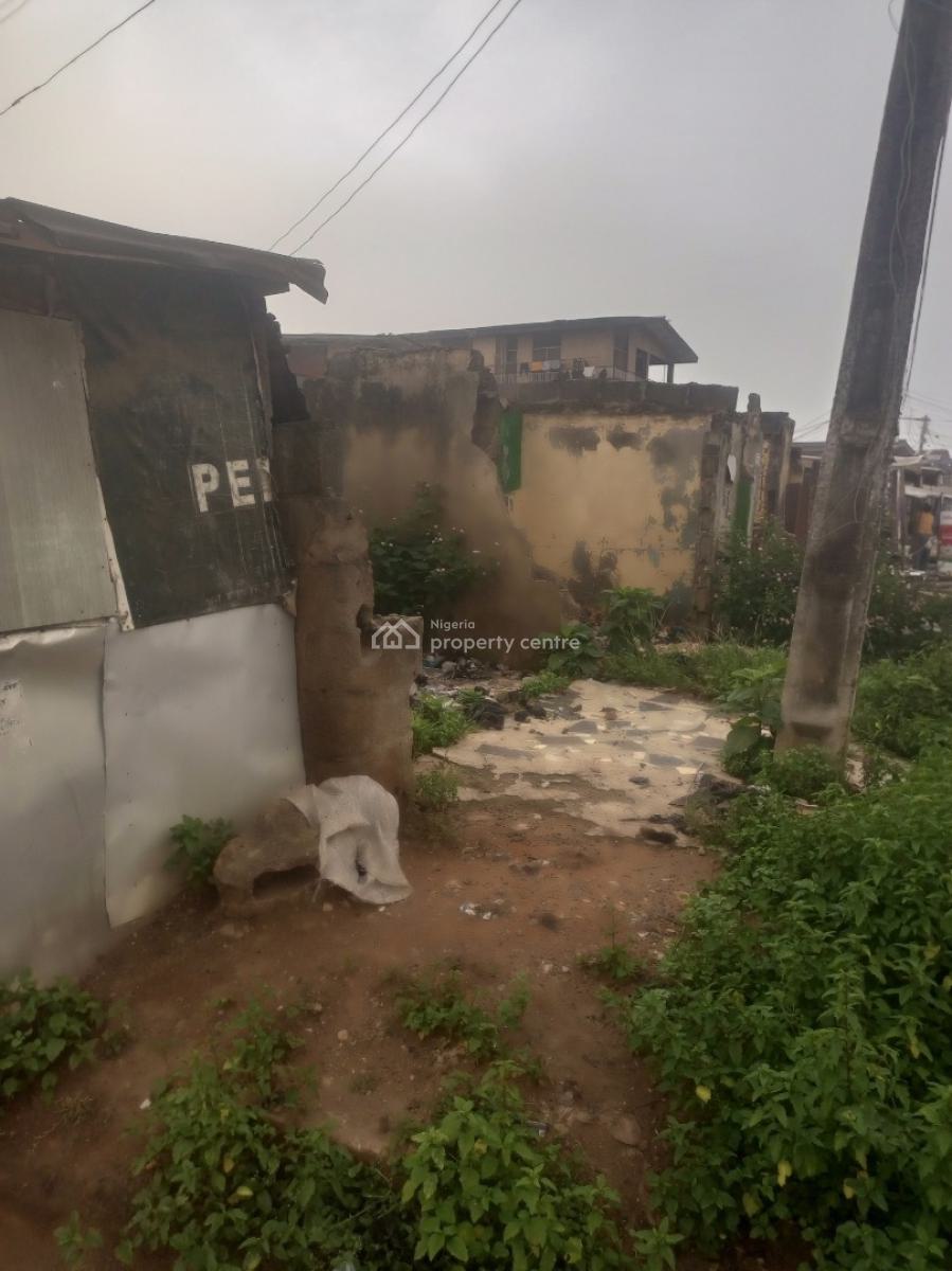 680sqm Corner Piece Full Plot, Benson Bus Stop, Ikorodu, Lagos, Mixed-use Land for Sale