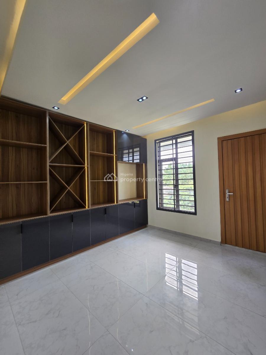 Glamorous 5 Bedroom Mansion, Royal Gardens Estate, Ajah, Lagos, Detached Duplex for Sale