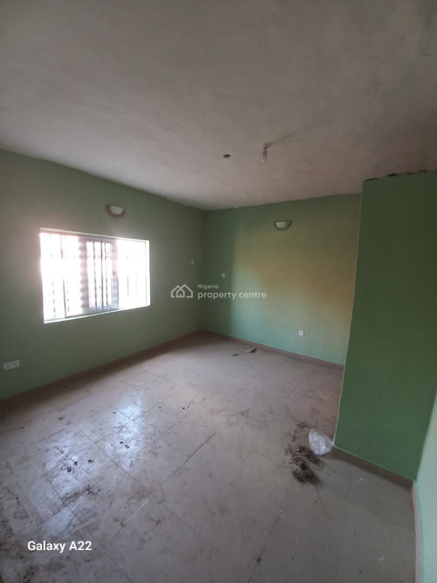 Newly Built 3 Bedroom Flat with Modern Facilities, Adetokun, Ologuneru, Eleyele Road, Ibadan, Oyo, Flat / Apartment for Rent