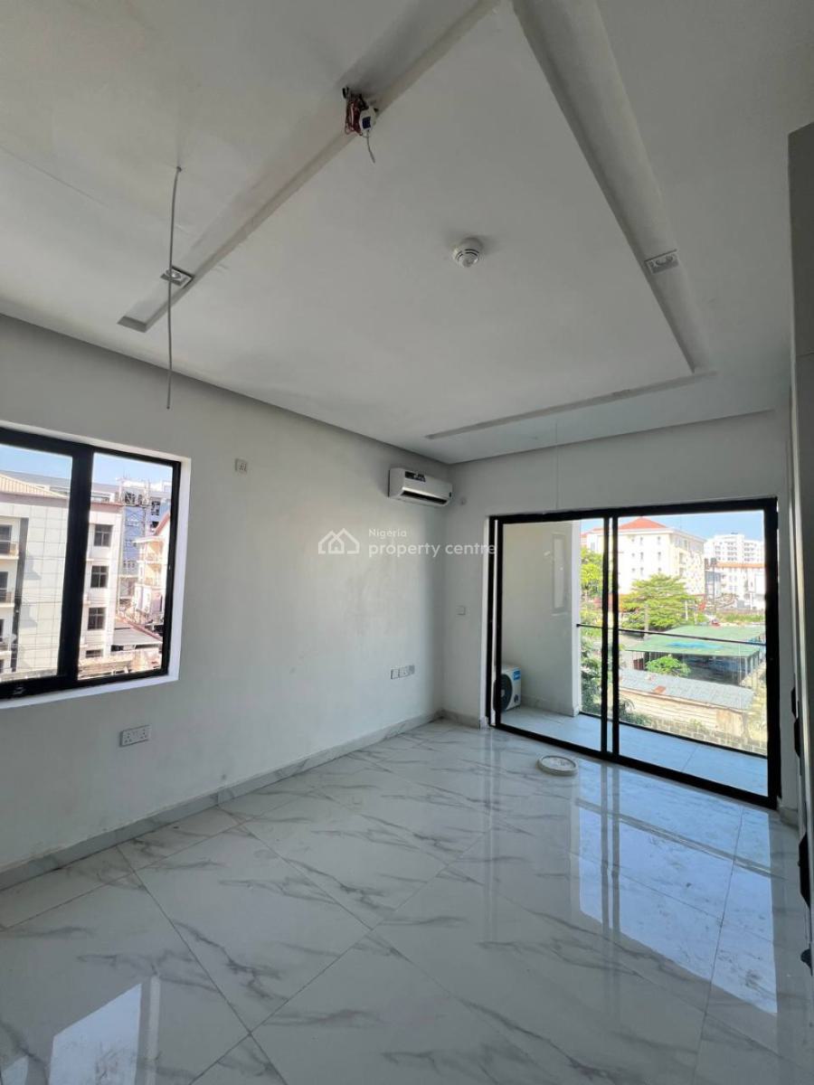 a 5 Bedroom Detached House with a  Bq, Lekki Phase 1, Lekki, Lagos, Detached Duplex for Sale