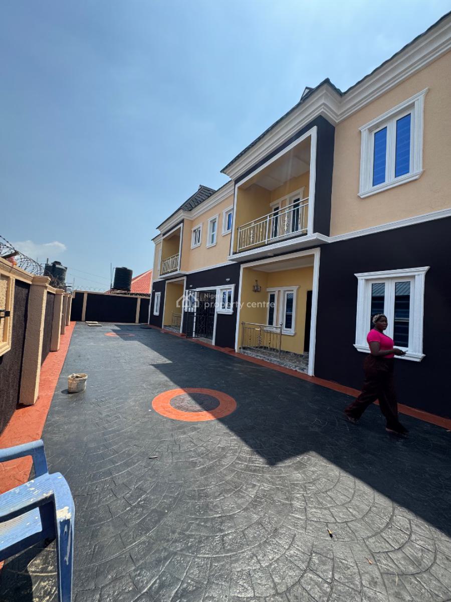 1 Bedroom Apartment, Fawole, Igbogbo, Ikorodu, Lagos, Detached Bungalow for Rent