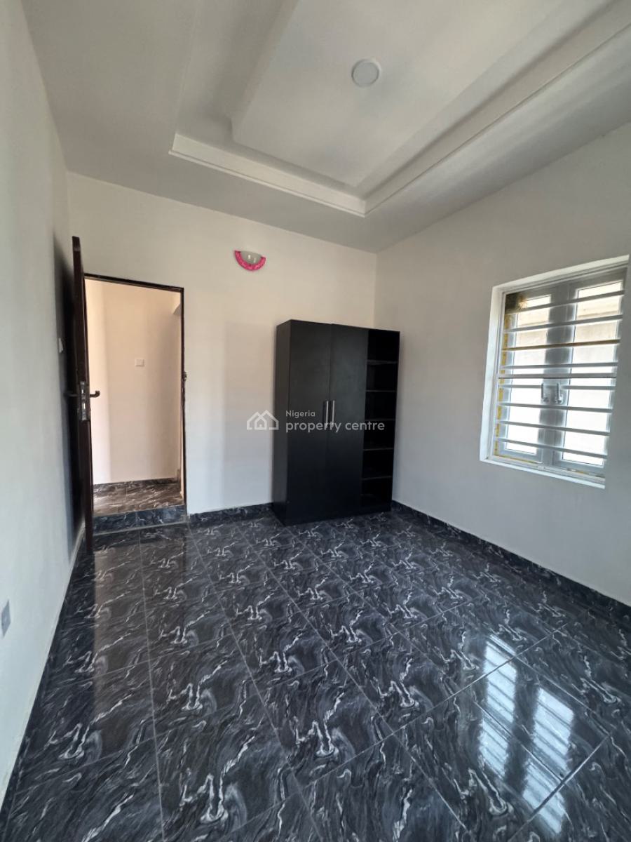 1 Bedroom Apartment, Fawole, Igbogbo, Ikorodu, Lagos, Detached Bungalow for Rent