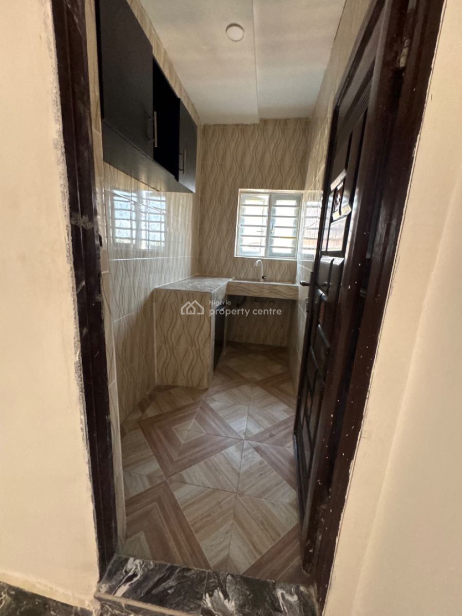 1 Bedroom Apartment, Fawole, Igbogbo, Ikorodu, Lagos, Detached Bungalow for Rent