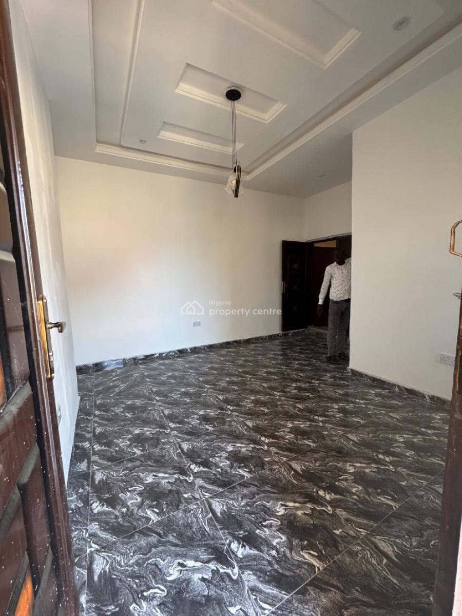1 Bedroom Apartment, Fawole, Igbogbo, Ikorodu, Lagos, Detached Bungalow for Rent