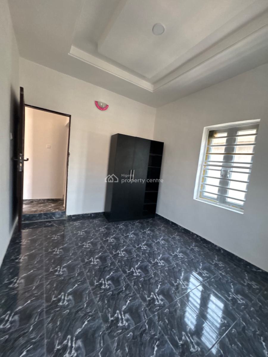 1 Bedroom Apartment, Fawole, Igbogbo, Ikorodu, Lagos, Detached Bungalow for Rent