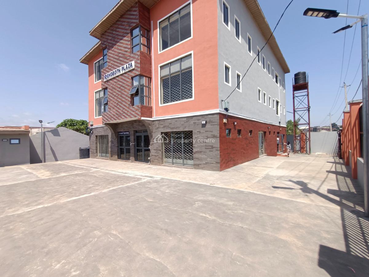 Newly Built Units of Shops/office Space, New Garage, Akala Express, Ibadan, Oyo, Plaza / Complex / Mall for Rent