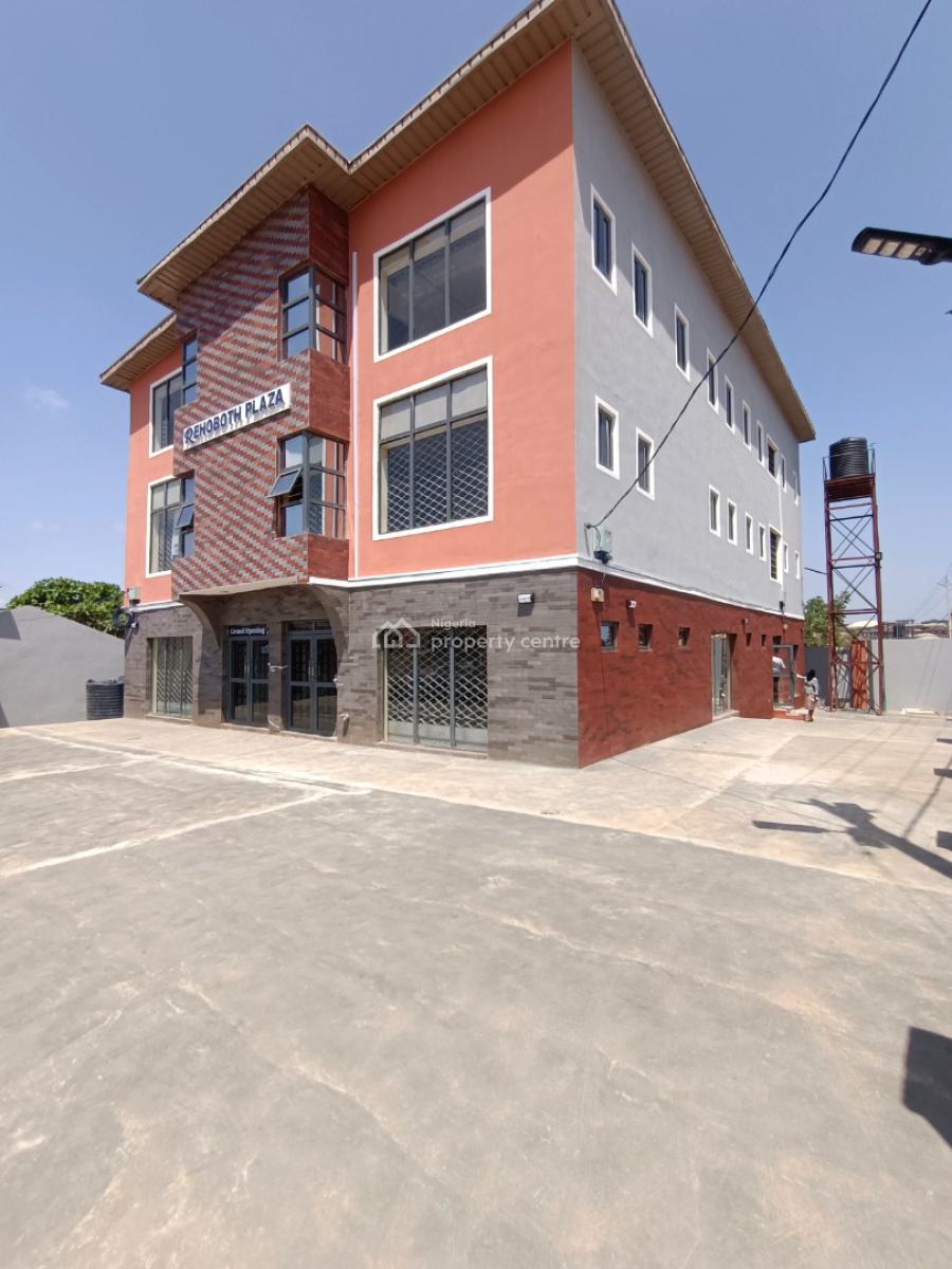 Newly Built Units of Shops/office Space, New Garage, Akala Express, Ibadan, Oyo, Plaza / Complex / Mall for Rent