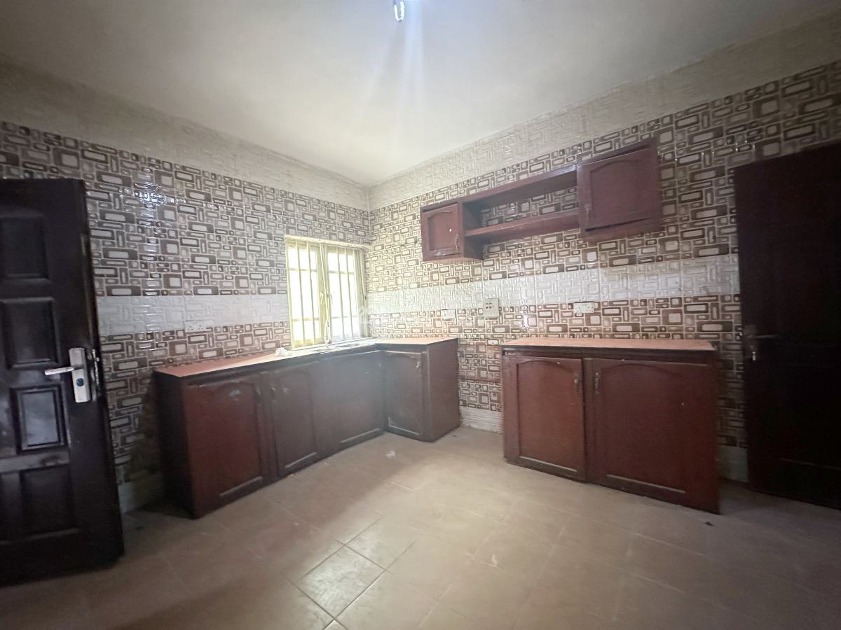 Renovated Luxury 3 Bedroom Flat with Bq, Omole Phase 2, Ikeja, Lagos, Flat / Apartment for Rent
