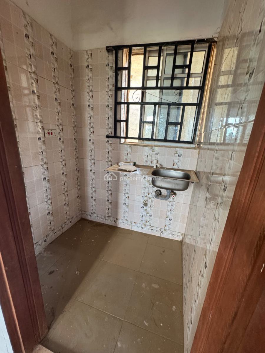 Roadside Roomself Con Apartment, Fawole Bustop, Igbogbo, Ikorodu, Lagos, Self Contain (single Rooms) for Rent