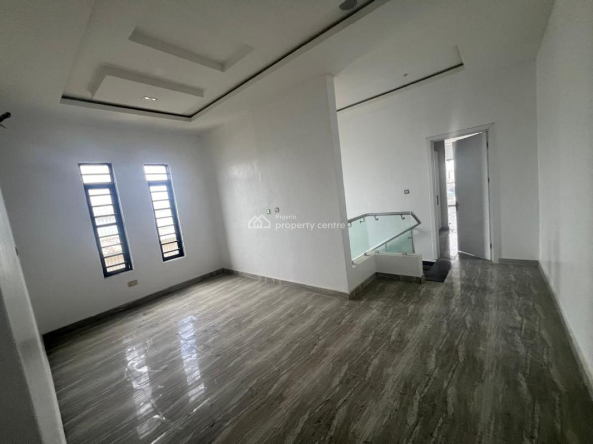 Spacious 4 Bedroom Semi-detached Duplex with Bq, Ologolo, Lekki, Lagos, Semi-detached Duplex for Sale
