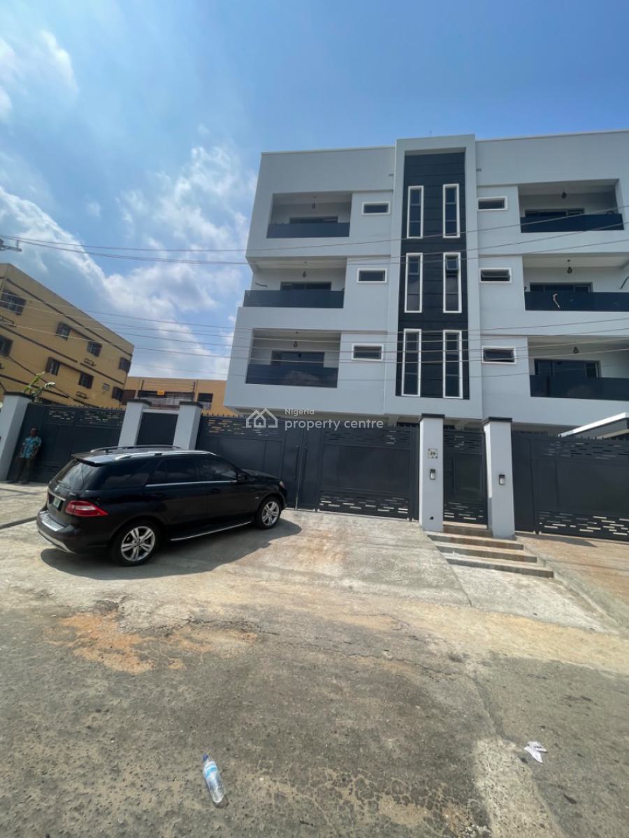 3 Bedroom Spacious Apartment with a Bq, Opebi, Ikeja, Lagos, Flat / Apartment for Sale