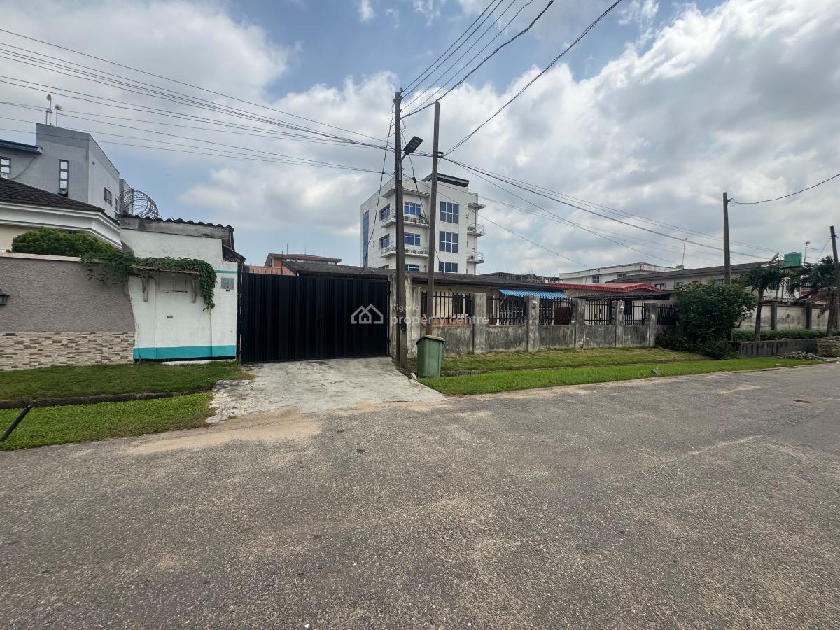 Land in a Secured Estate with a Bungalow, Adeniyi Jones, Ikeja, Lagos, Residential Land for Sale