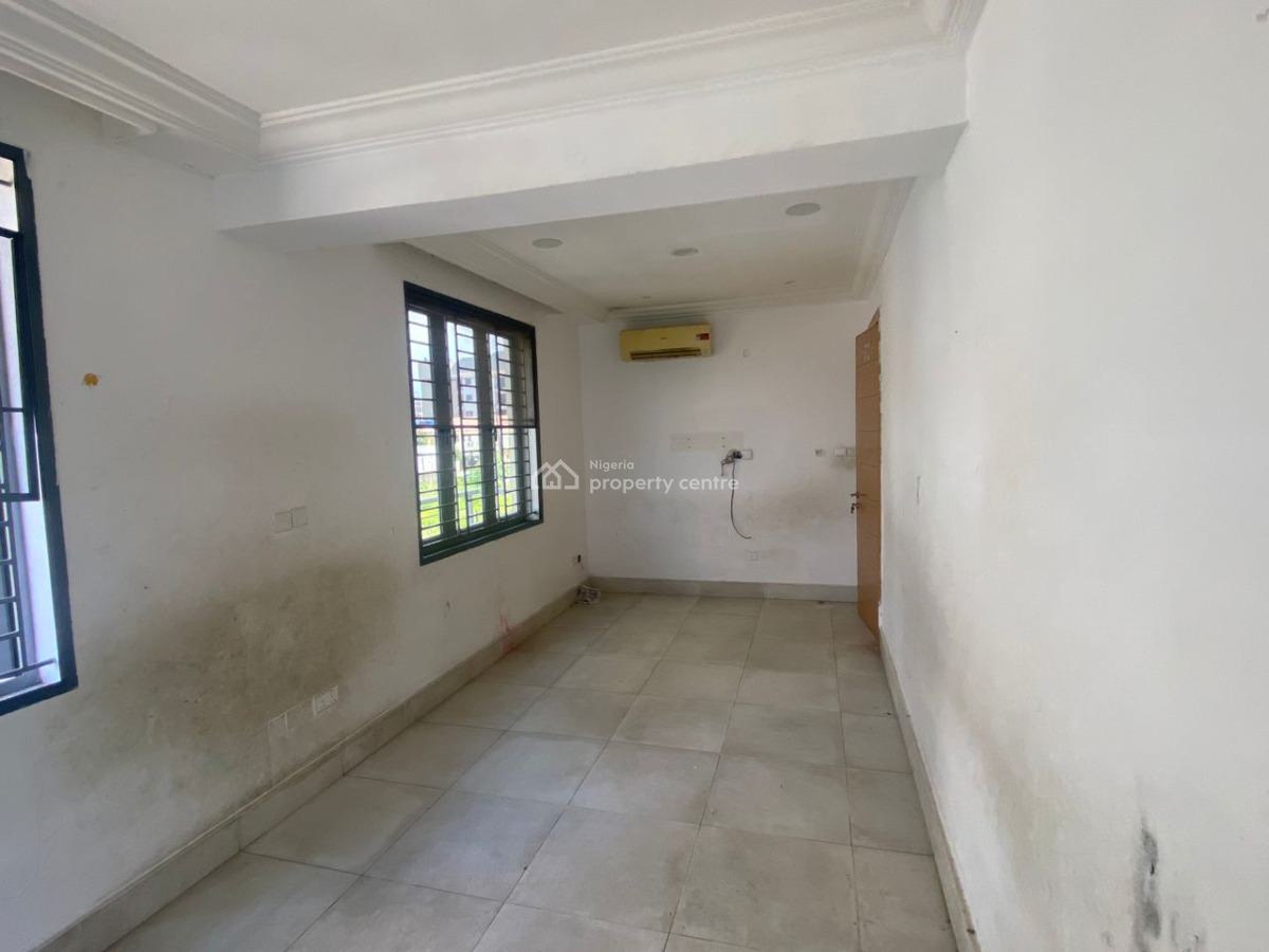 Serviced 4 Bedroom Semi Detached Houses with Bq, Off Bisola Durosinmi Etti Drive, Lekki Phase 1, Lekki, Lagos, Semi-detached Duplex for Rent