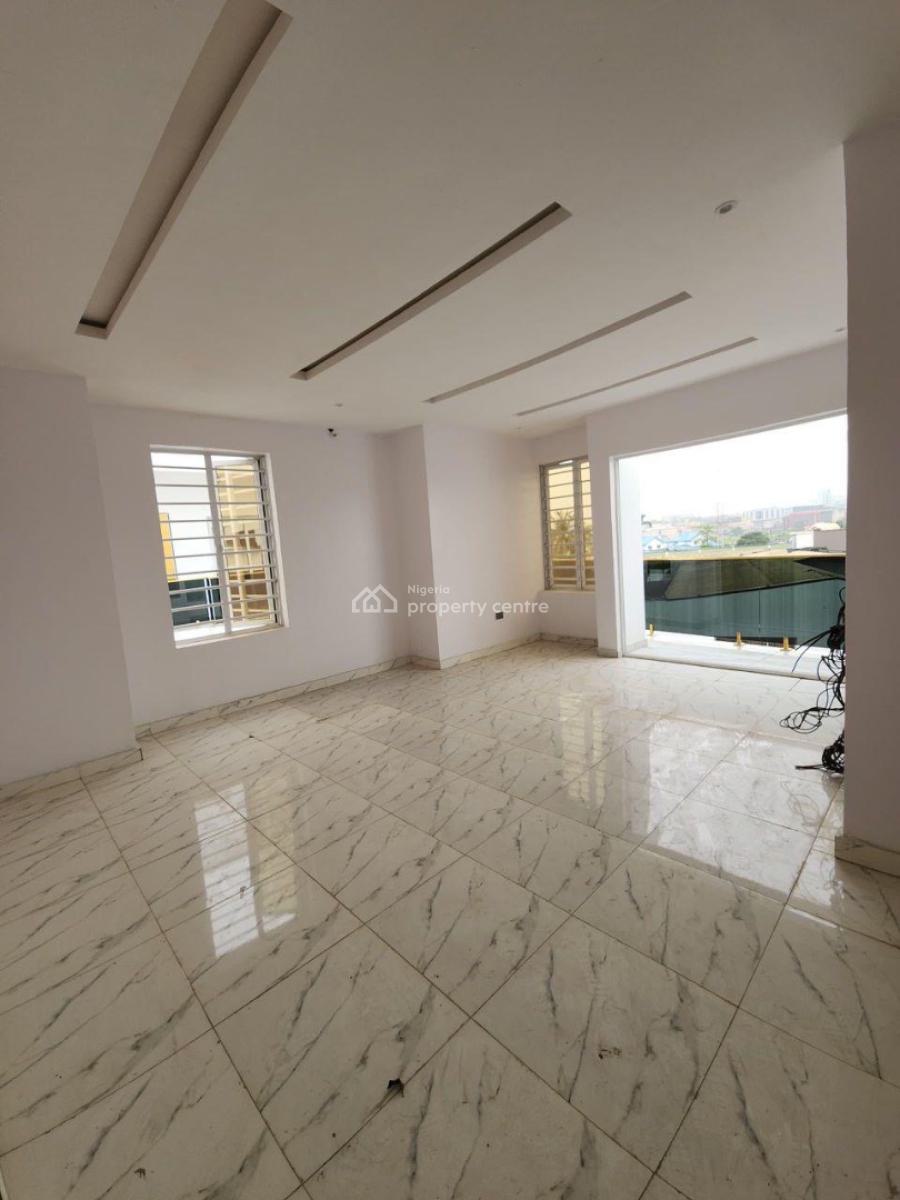 5 Bedroom Spacious Duplex with a Bq and Large Parking Lot, Ikeja, Lagos, Detached Duplex for Sale