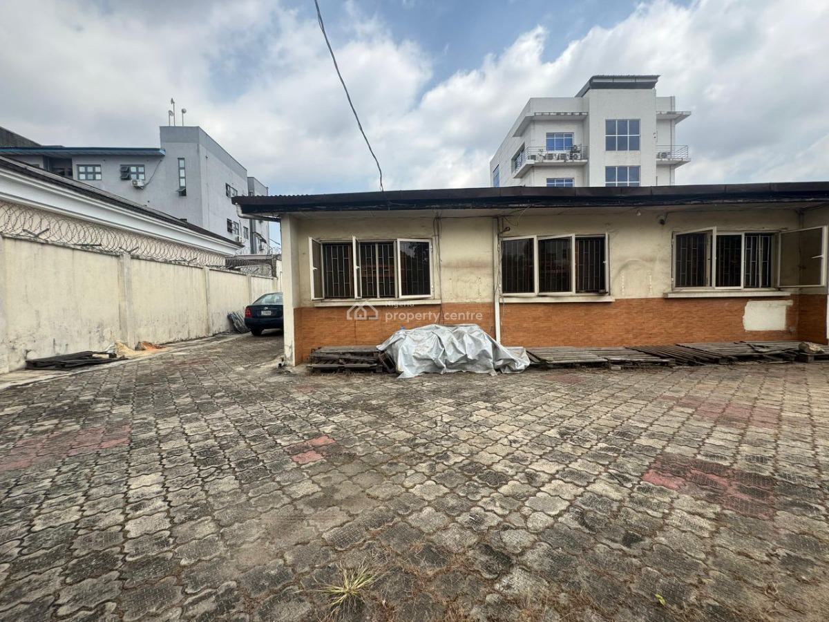 Land Measuring 515sqm with a Detached Bungalow, Adeniyi Jones, Ikeja, Lagos, Land for Sale