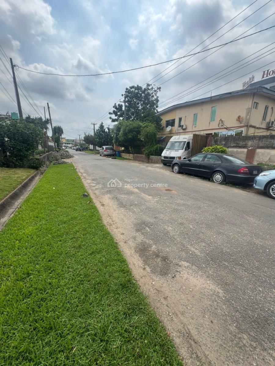 Land Measuring 515sqm with a Detached Bungalow, Adeniyi Jones, Ikeja, Lagos, Land for Sale