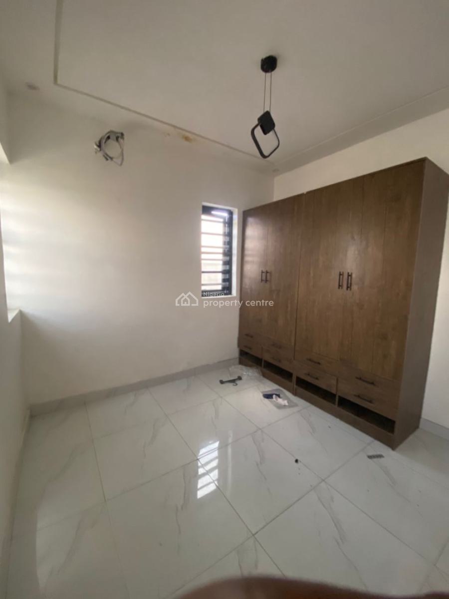 2 Bedrooms Penthouse, Ologolo, Lekki, Lagos, Flat / Apartment for Rent