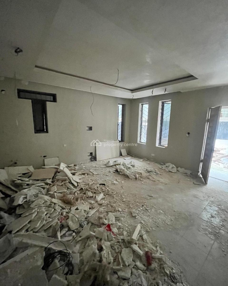 Loveky 1 Bedroom Apartment, Lekki Phase 1, Lekki, Lagos, Block of Flats for Sale