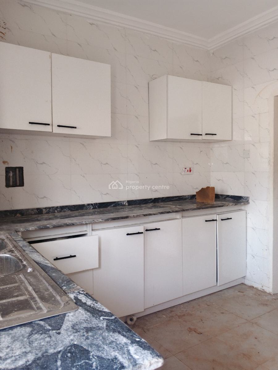 Luxury Three Bedroom Apartment Available in a Highbrow Area, Alagomeji, Yaba, Lagos, Flat / Apartment for Sale